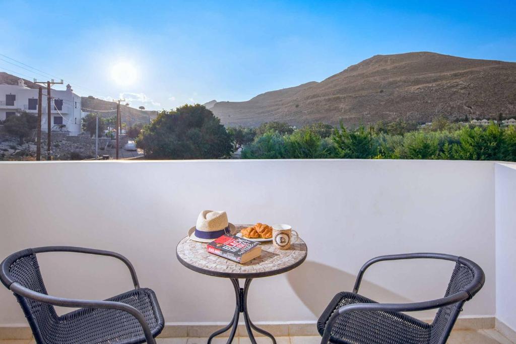 Lindos Sapphire room 4